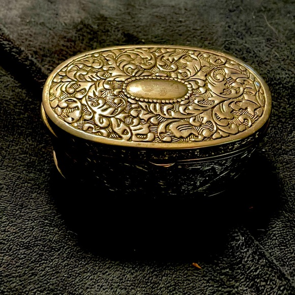 Trinket box - Picture 1 of 4